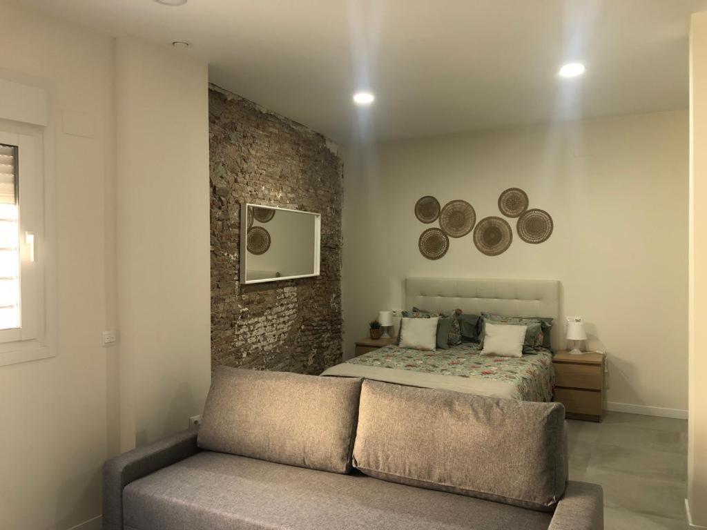 Estudio Trinidad Centro Malaga 2 المظهر الخارجي الصورة