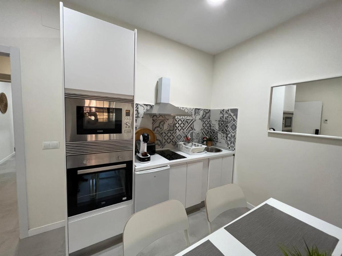 Estudio Trinidad Centro Malaga 2 المظهر الخارجي الصورة