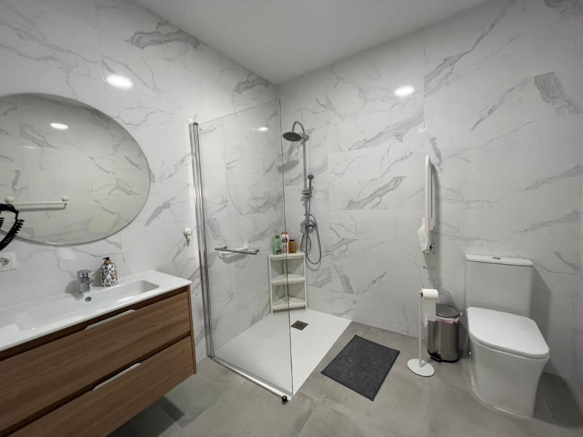 Estudio Trinidad Centro Malaga 2 المظهر الخارجي الصورة